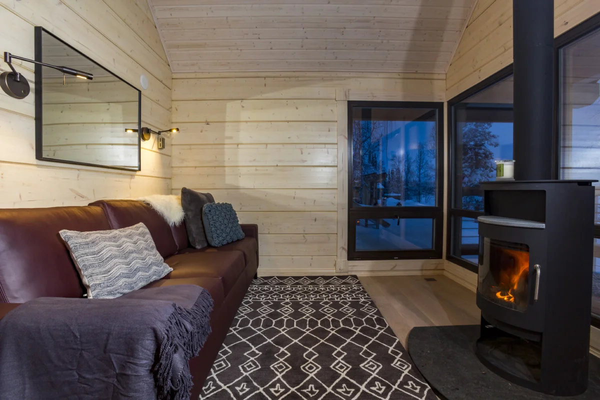 Tordrillo Mountain Lodge — Guest Cabins — Judd Lake, Talachulitna River, AK